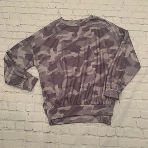 Camo top